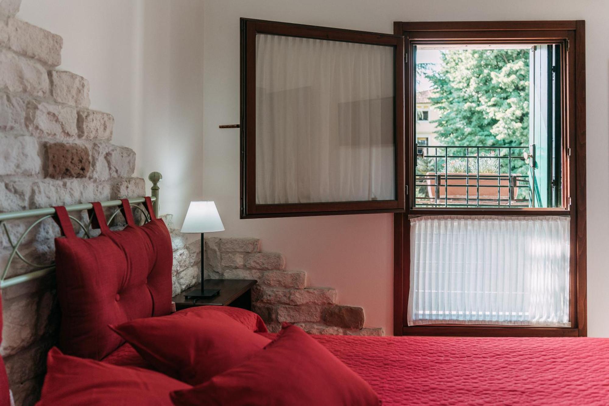 Palladio Apartment - Vista Fiume, In Centro Con Garage Vicenza Exteriör bild